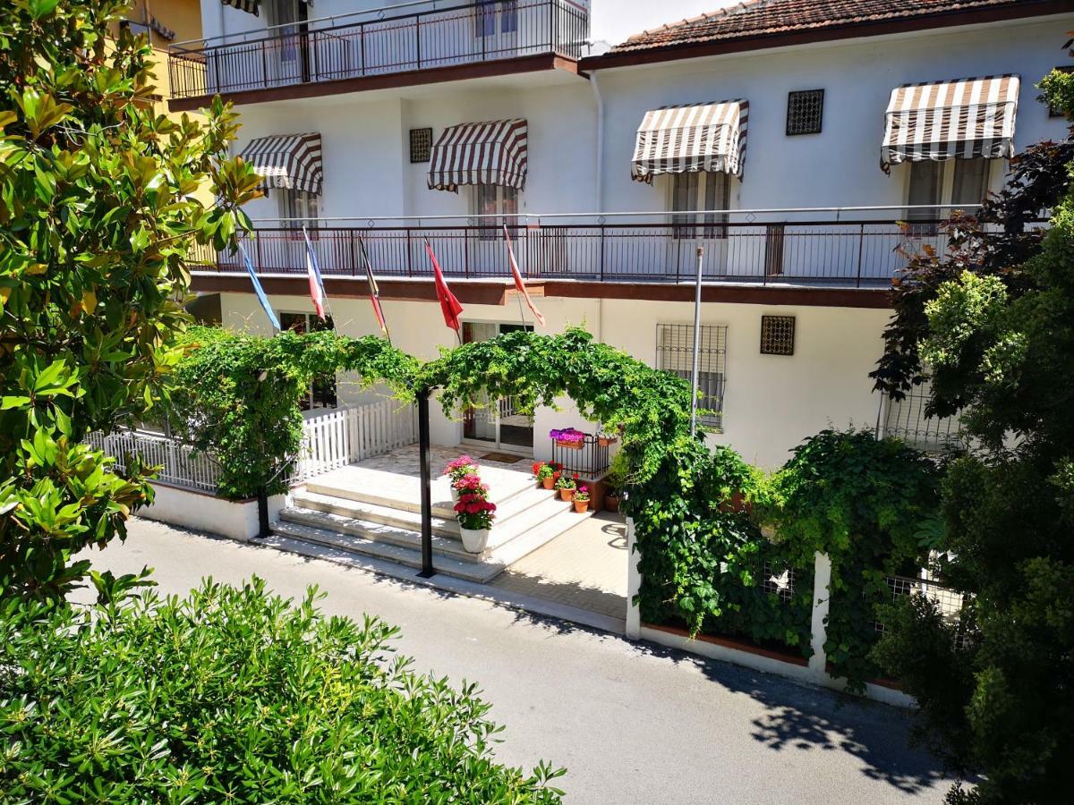 Villa Sorci Rimini Ngoại thất bức ảnh