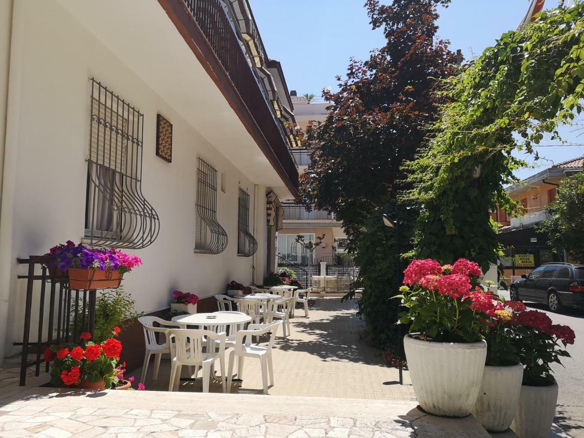 Villa Sorci Rimini Ngoại thất bức ảnh